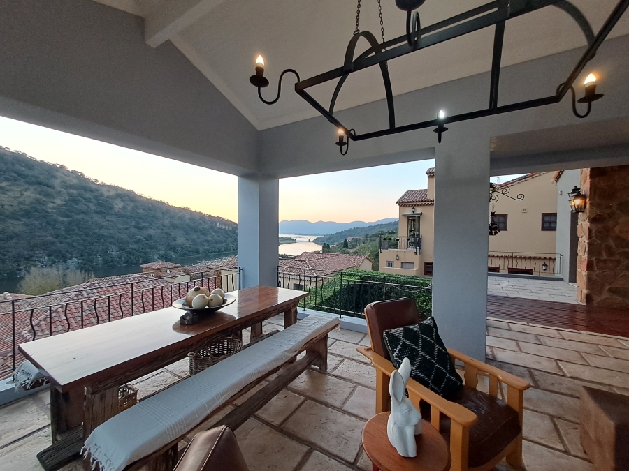 3 Bedroom Property for Sale in Broederstroom North West